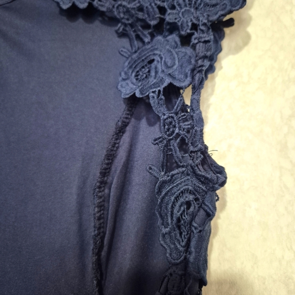 LULUS...Elegant Navy Lace mini Dress..SIZE:M - Picture 11 of 15